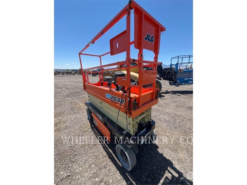 JLG ES2632 Ножични работни платформи
