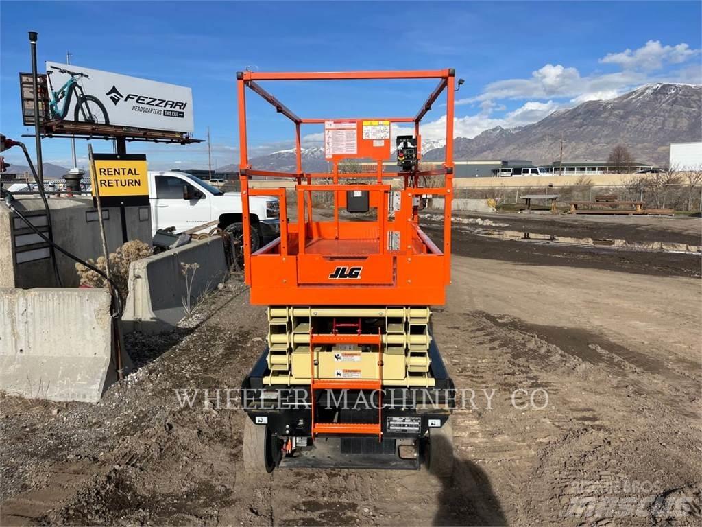 JLG ES2646 Ножични работни платформи