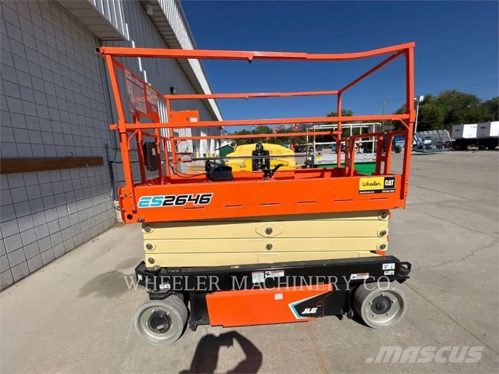 JLG ES2646 Ножични работни платформи