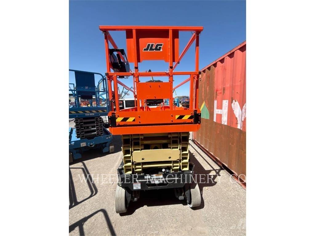 JLG ES3246 Ножични работни платформи