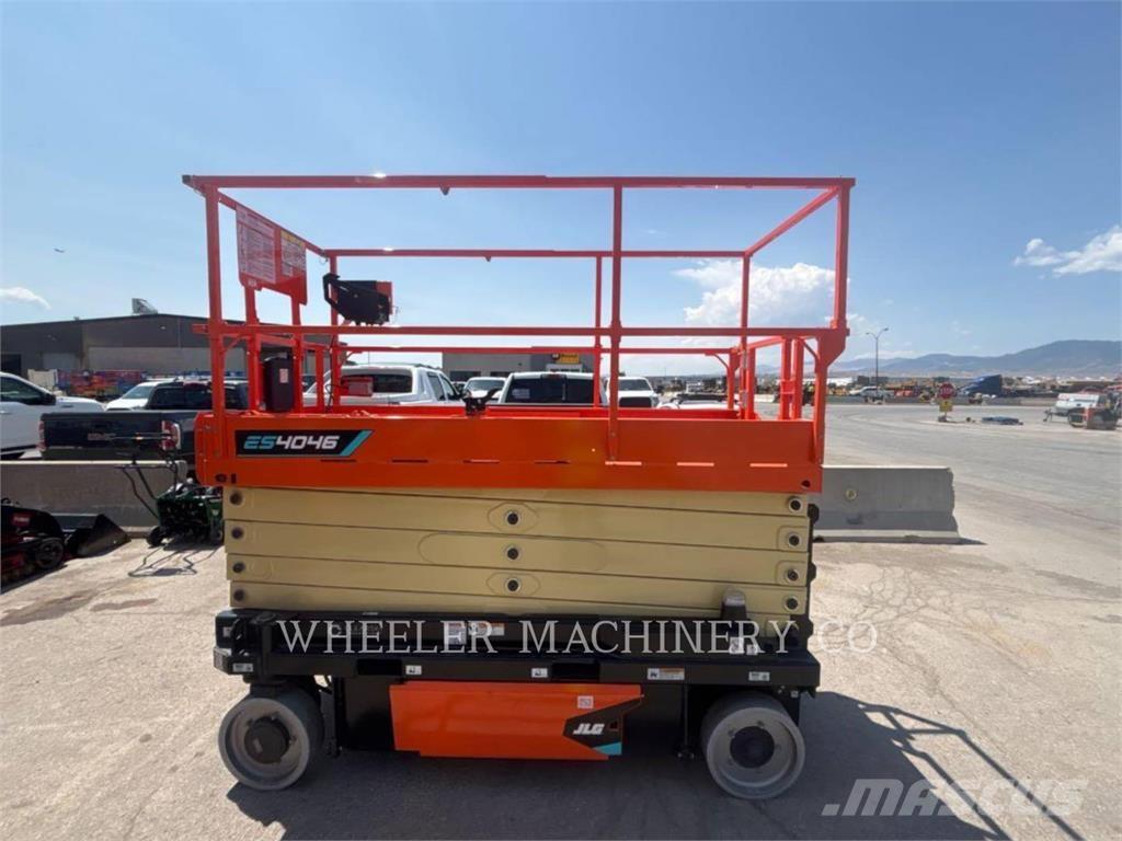 JLG ES4046 Ножични работни платформи