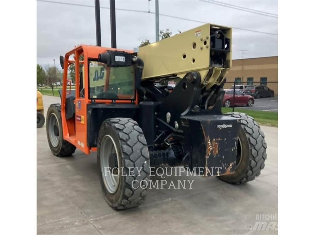 JLG G9-43AO Телескопични товарачи