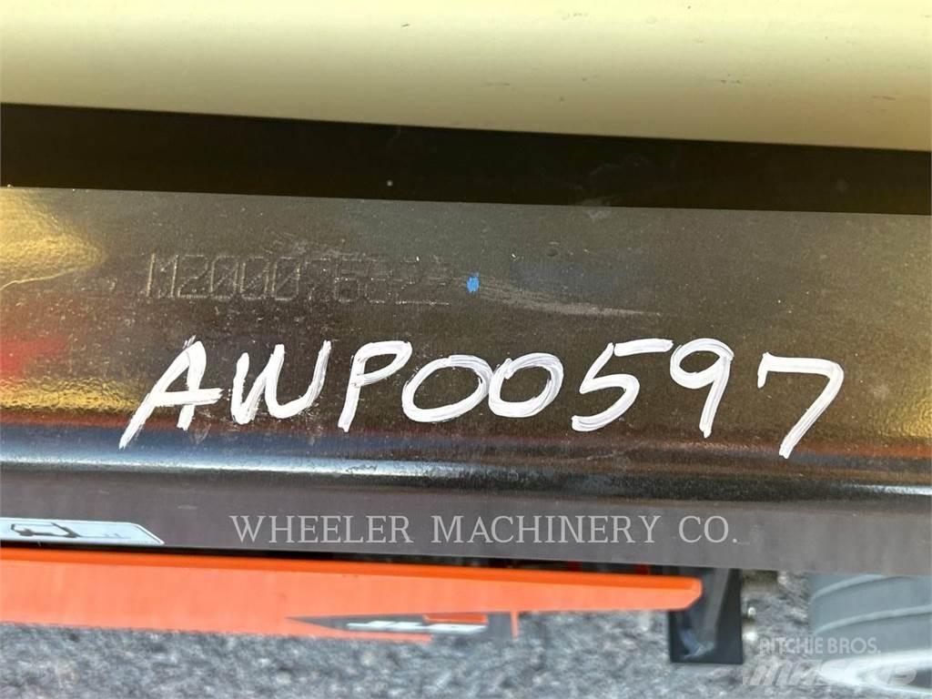 JLG R4045 Ножични работни платформи
