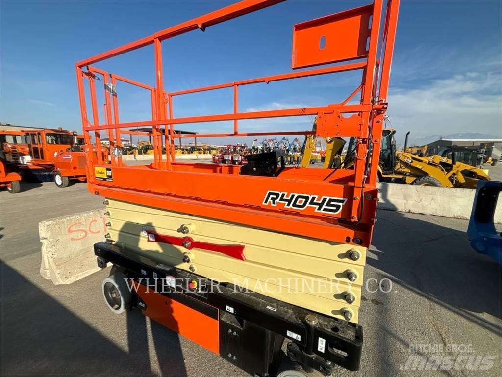 JLG R4045 Ножични работни платформи