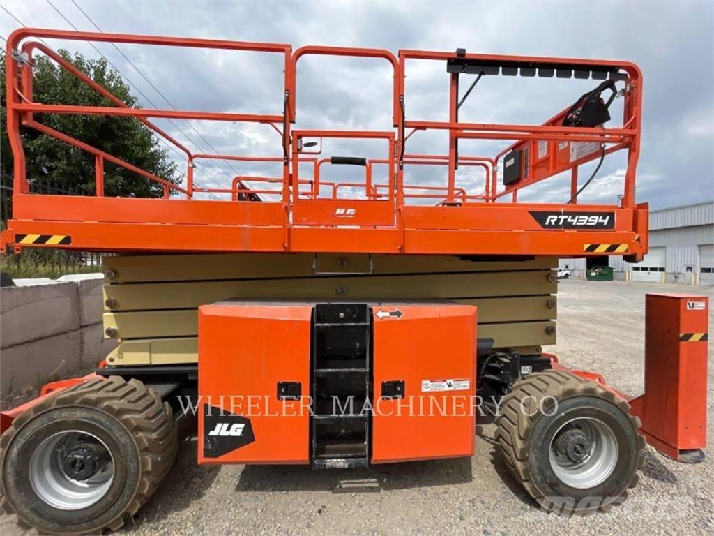 JLG RT4394 Ножични работни платформи