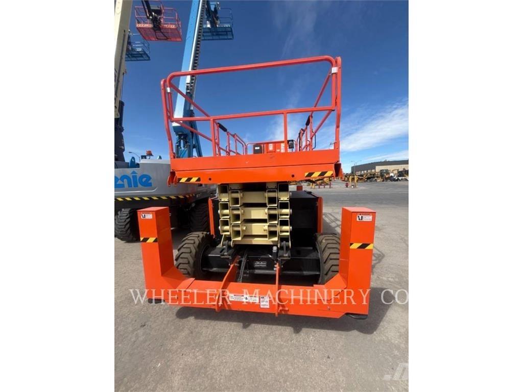 JLG RT4394 Ножични работни платформи