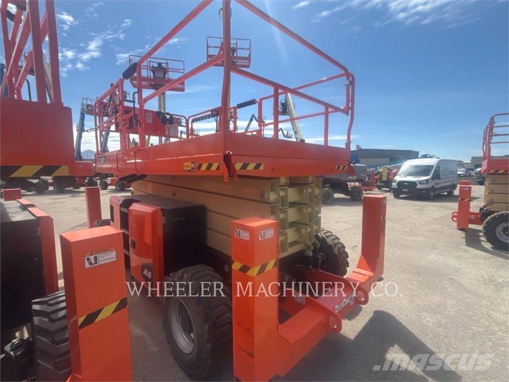 JLG RT4394 Ножични работни платформи