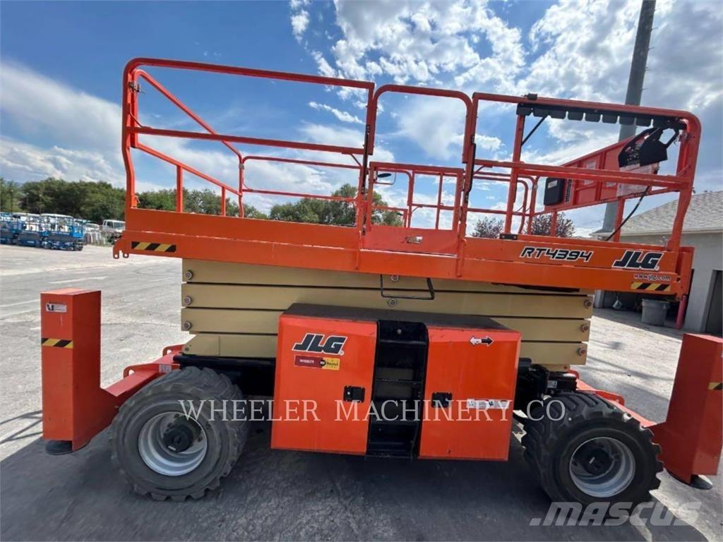 JLG RT4394 Ножични работни платформи