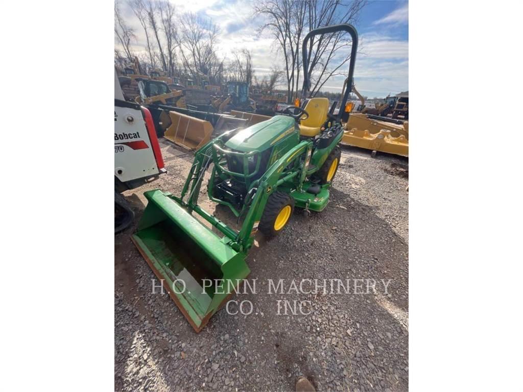 John Deere 2025R Трактори