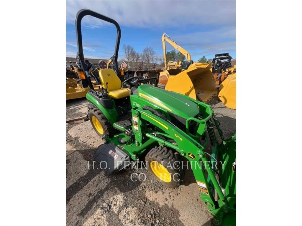 John Deere 2025R Трактори