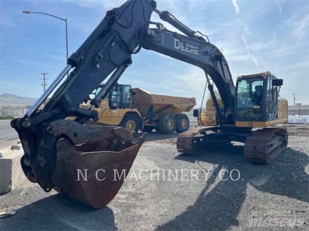 John Deere 210G Верижен екскаватор
