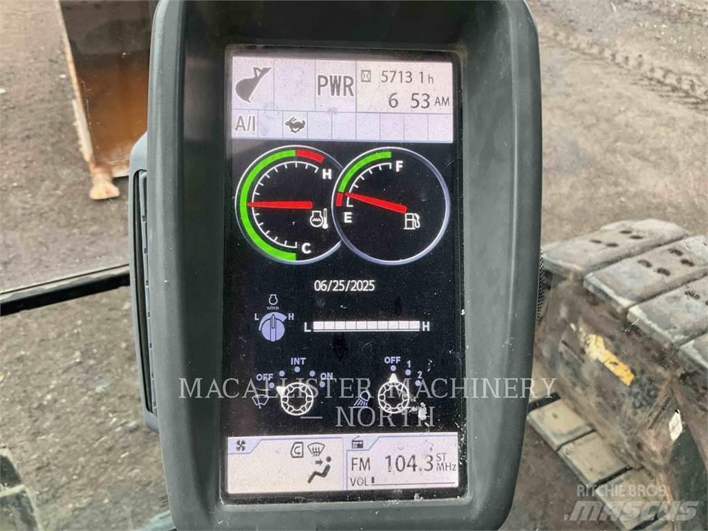 John Deere 210G Верижен екскаватор