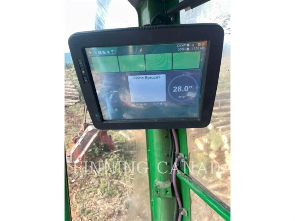 John Deere 2154G Екскаватори