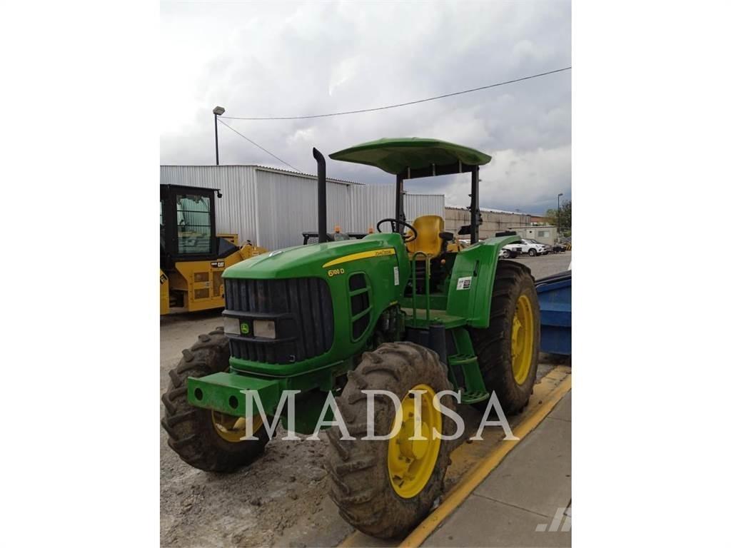 John Deere 6110D Трактори