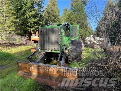 John Deere 648L Скидери

