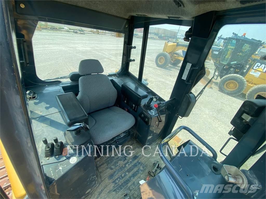 John Deere 750J Верижни булдозери
