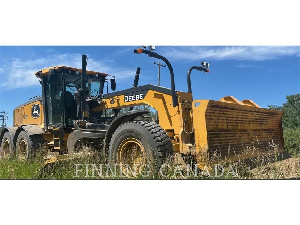 John Deere 772G Грейдери