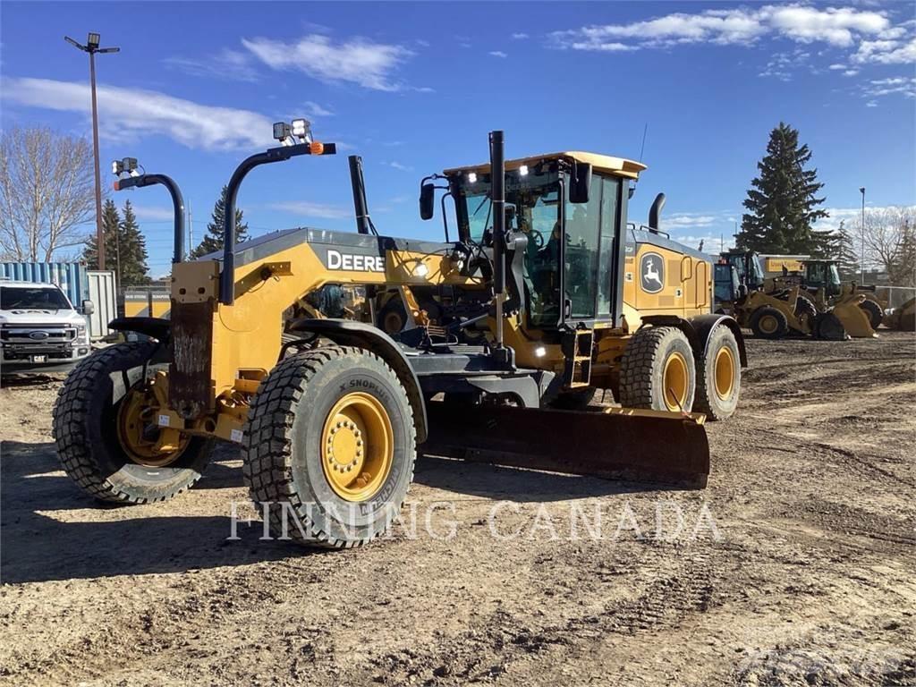 John Deere 772GP Грейдери