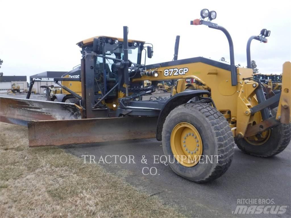 John Deere 872GP Грейдери