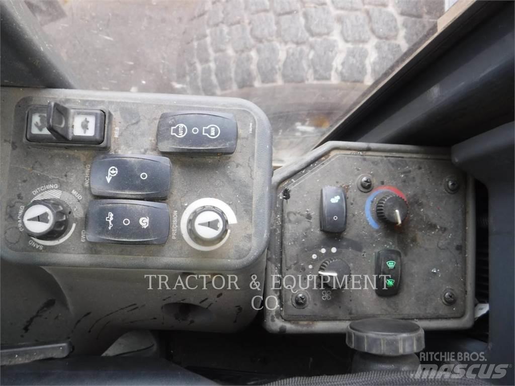 John Deere 872GP Грейдери