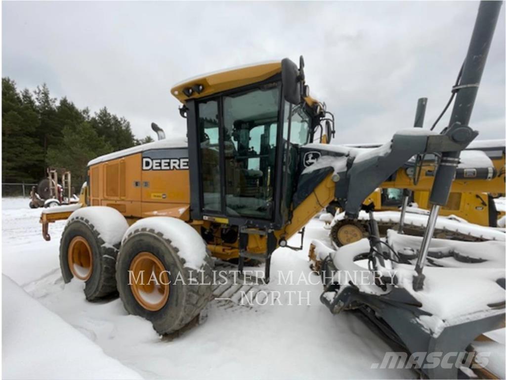 John Deere 872GP Грейдери