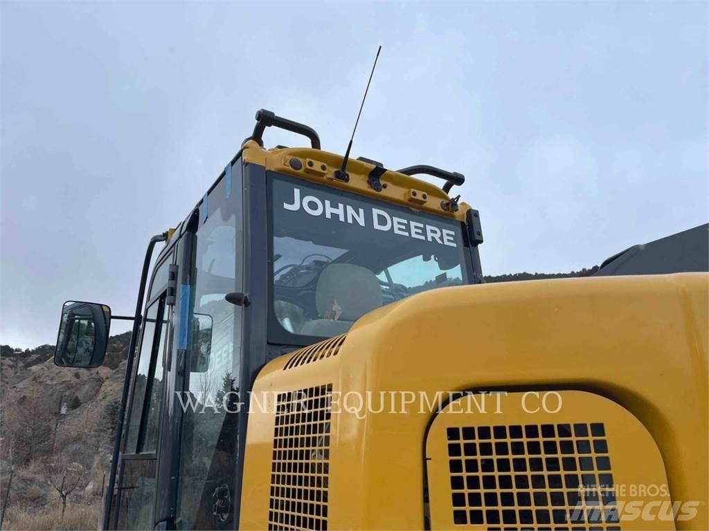 John Deere & CO. 135G Верижен екскаватор