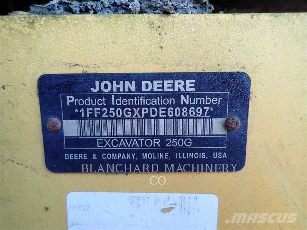 John Deere & CO. 250G LC Верижен екскаватор