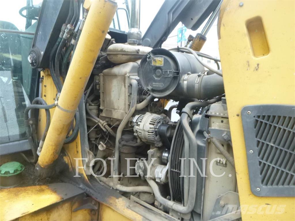 John Deere & CO. 310SJ Товарач със заден ексватор