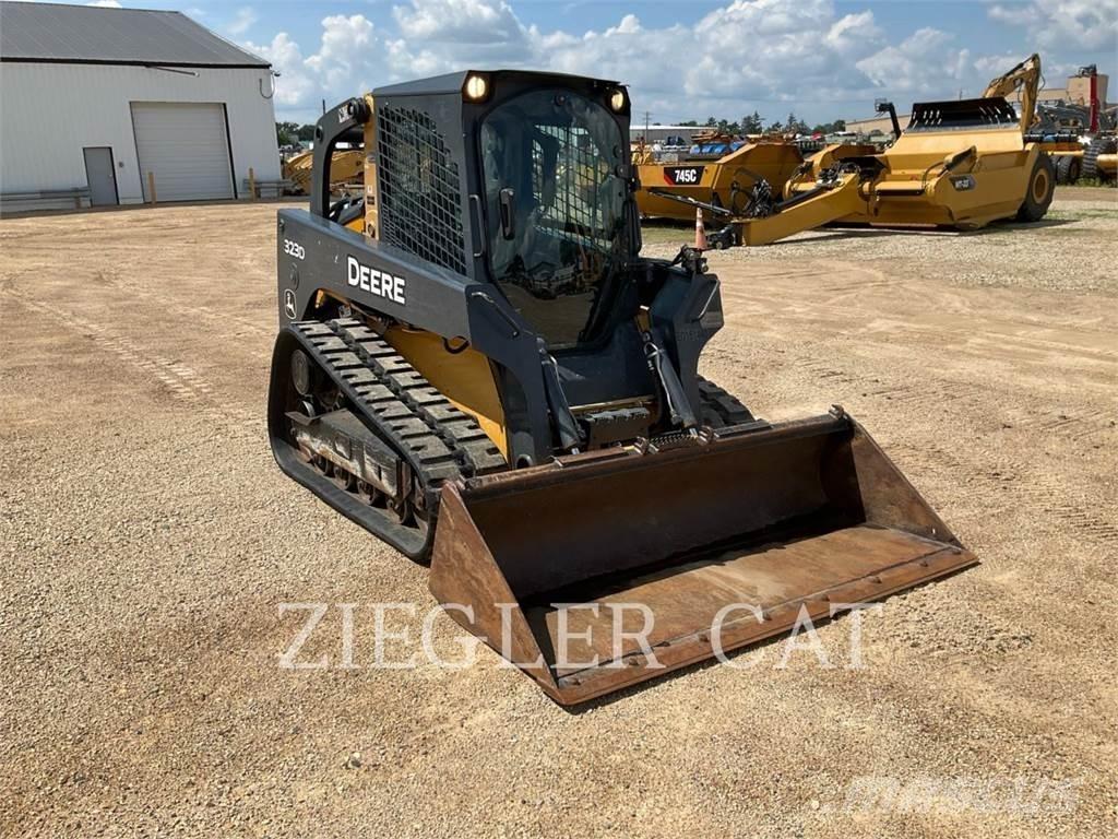 John Deere & CO. 323D Верижен товарач