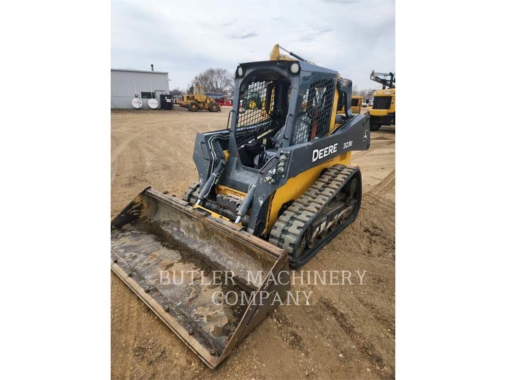 John Deere & CO. 323E Верижен товарач