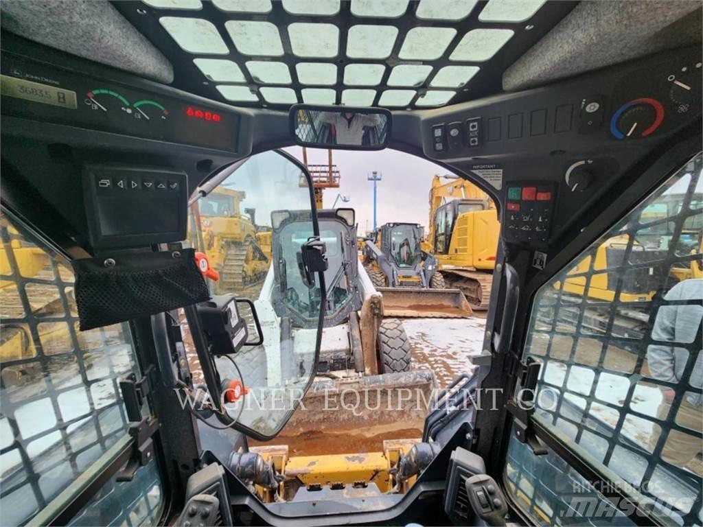 John Deere & CO. 324G Мини товарачи
