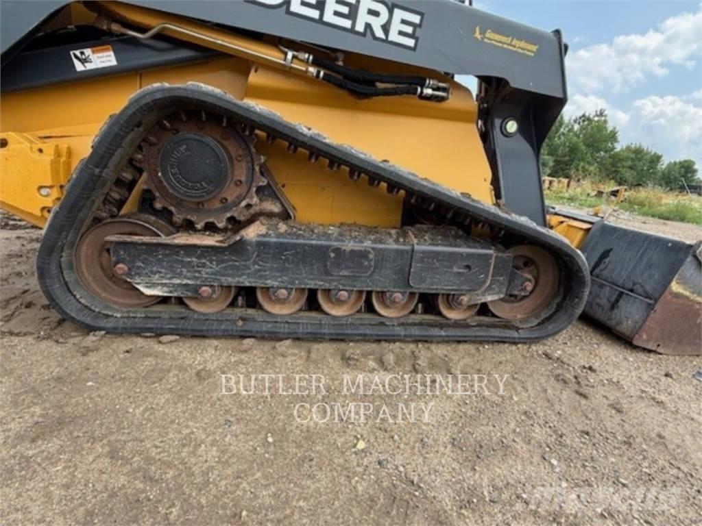John Deere & CO. 329D Верижен товарач