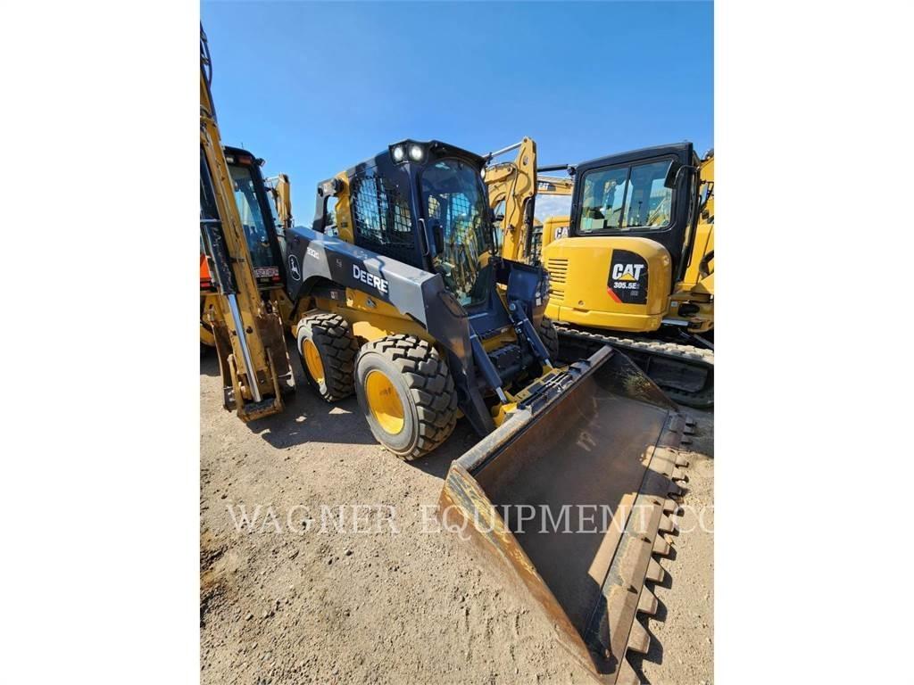 John Deere & CO. 332G Мини товарачи
