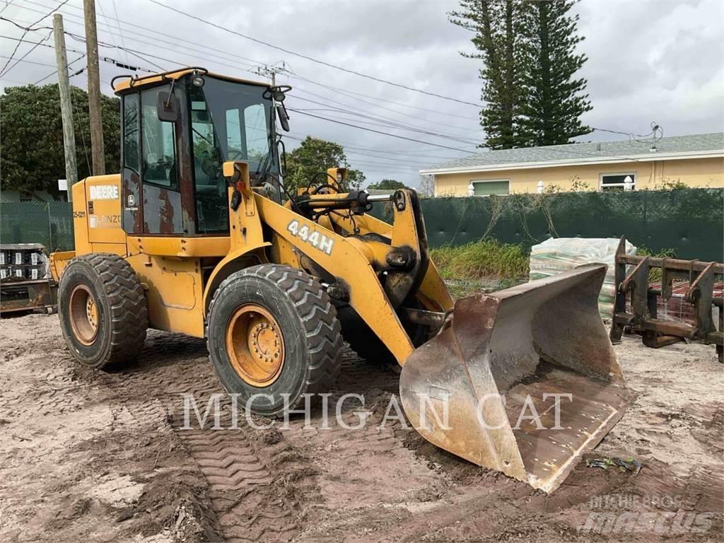 John Deere & CO. 444H Колесни товарачи