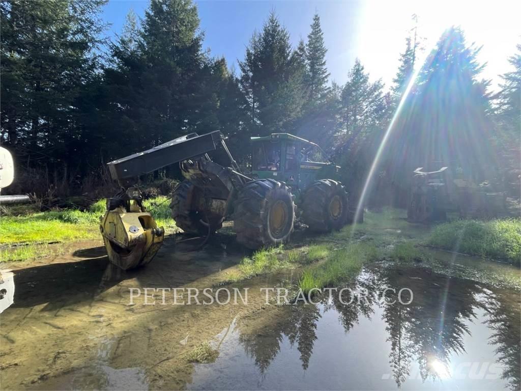 John Deere & CO. 648L Скидери
