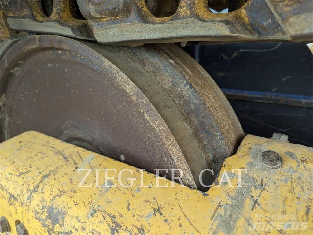 John Deere & CO. 700K Верижни булдозери
