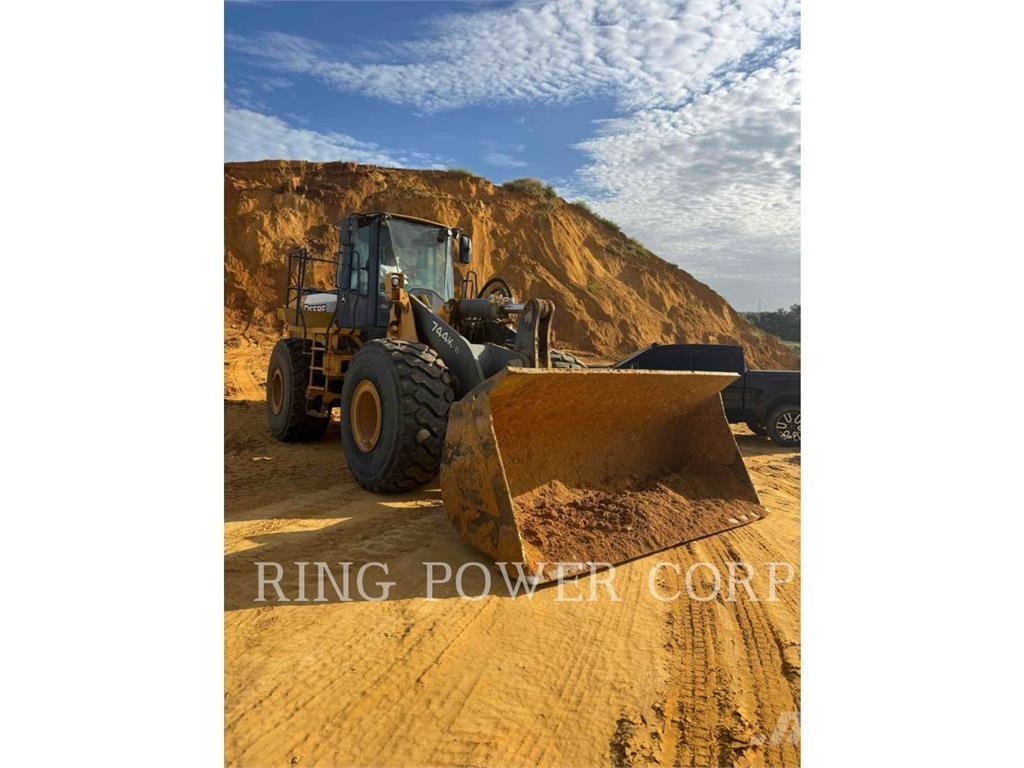 John Deere & CO. 744K Колесни товарачи