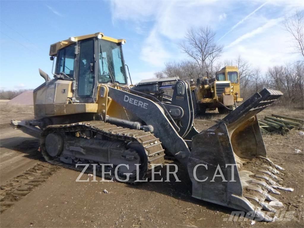 John Deere & CO. 755K Верижен товарач