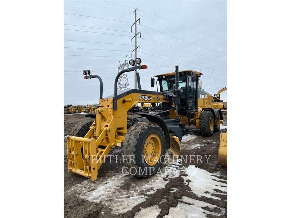 John Deere & CO. 772GP Грейдери