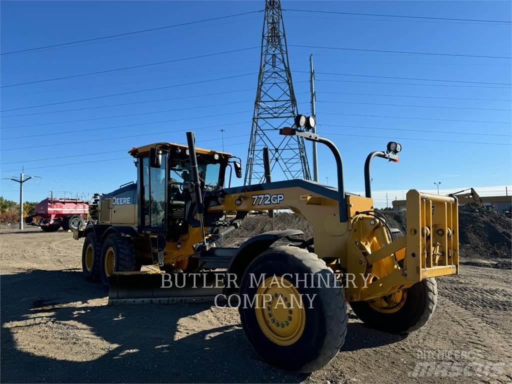 John Deere & CO. 772GP Грейдери