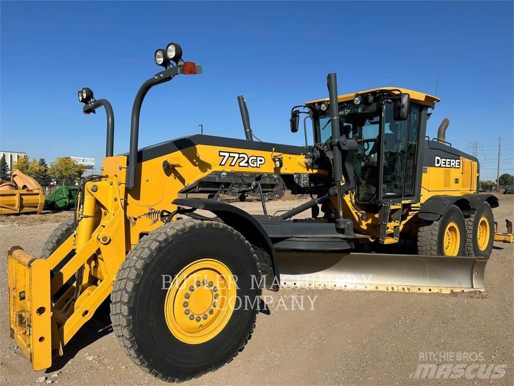 John Deere & CO. 772GP Грейдери