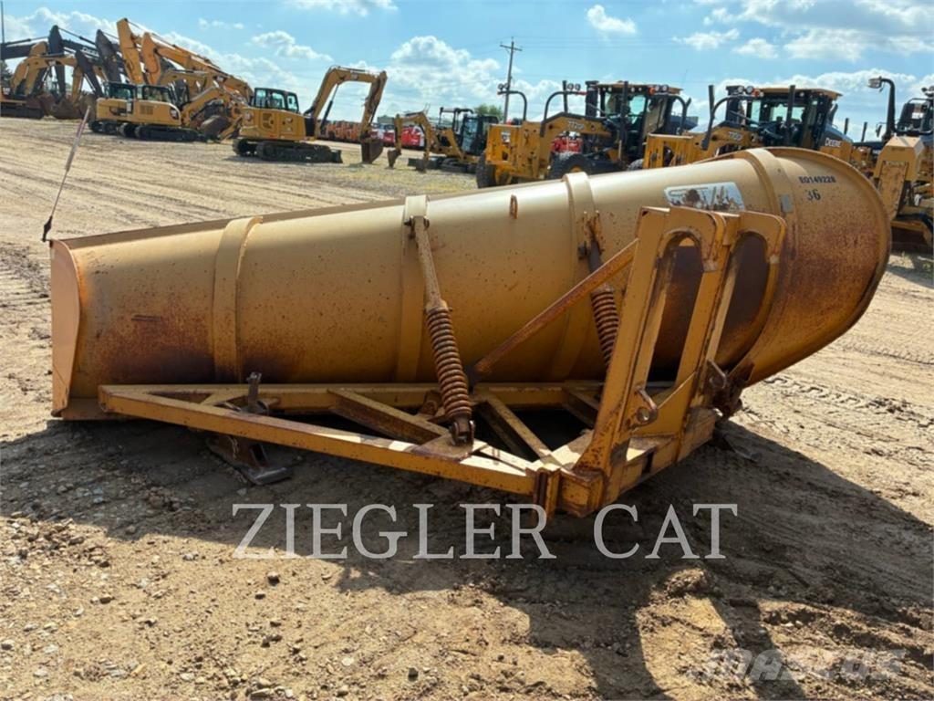 John Deere & CO. 772GP Грейдери