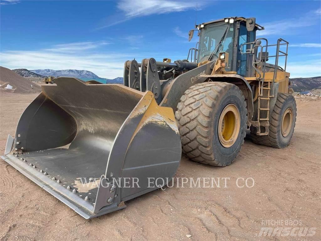 John Deere & CO. 844L Колесни товарачи