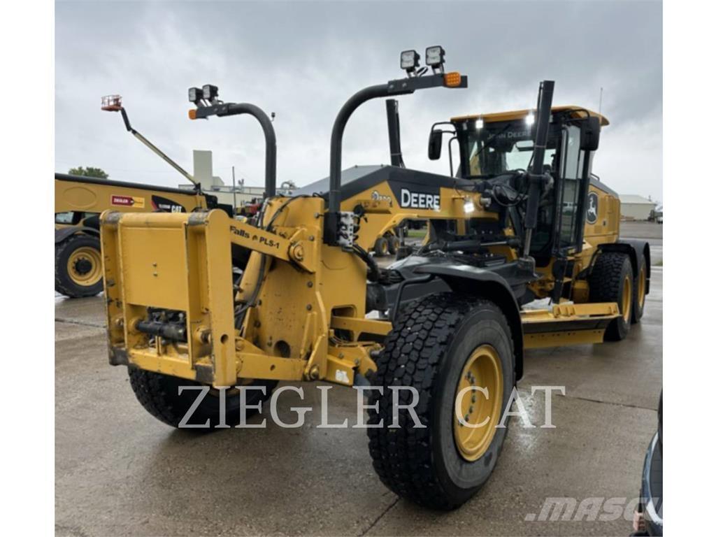 John Deere & CO. 872GP Грейдери