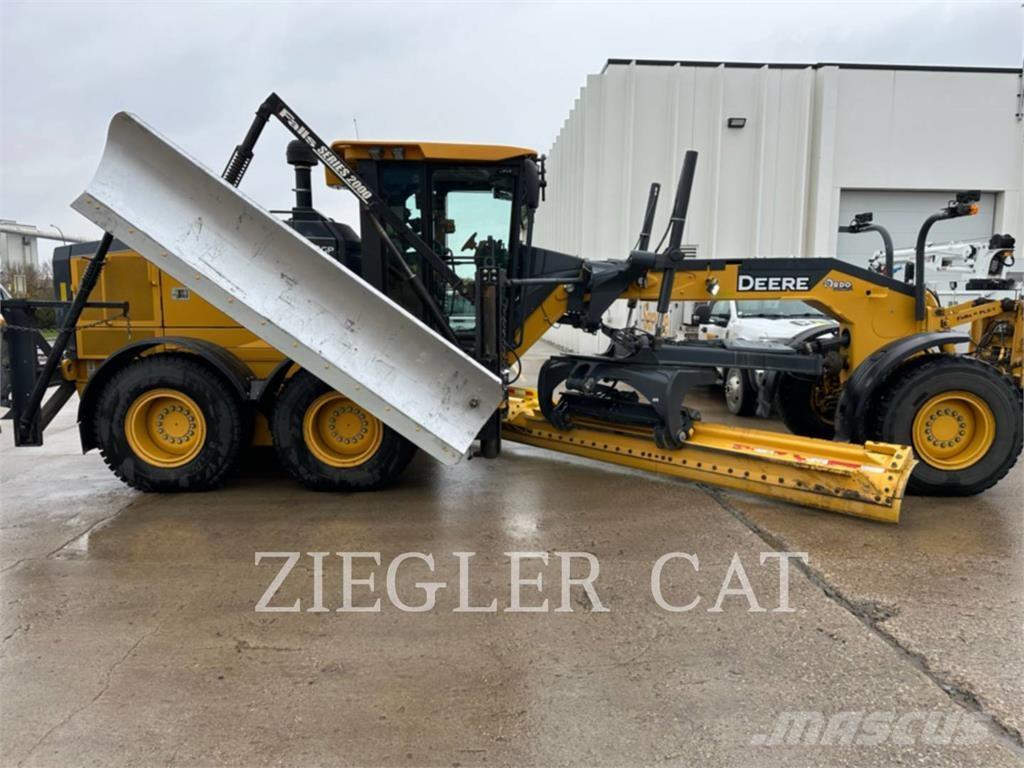 John Deere & CO. 872GP Грейдери