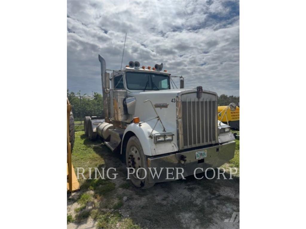 Kenworth W900S Други