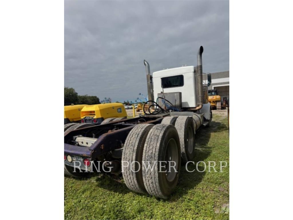 Kenworth W900S Други