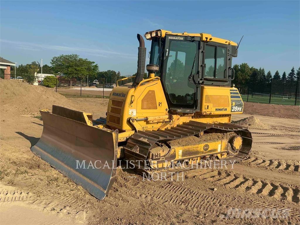 Komatsu D39PX-23 Верижни булдозери
