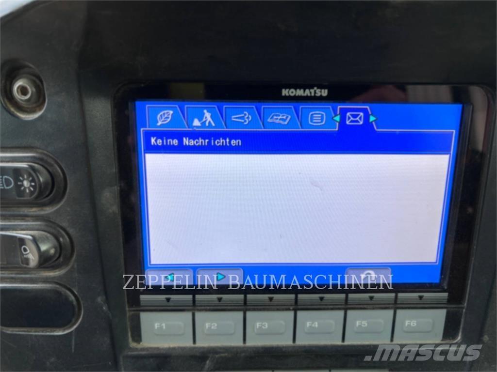 Komatsu D61PX Верижни булдозери
