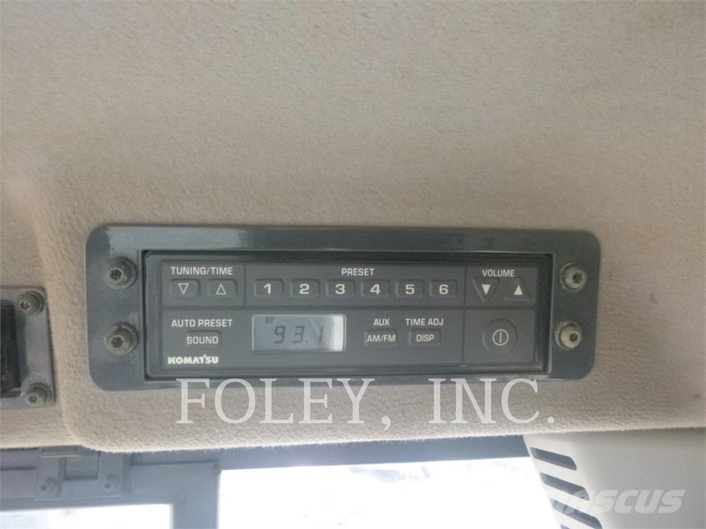 Komatsu D61PX1-23 Верижни булдозери
